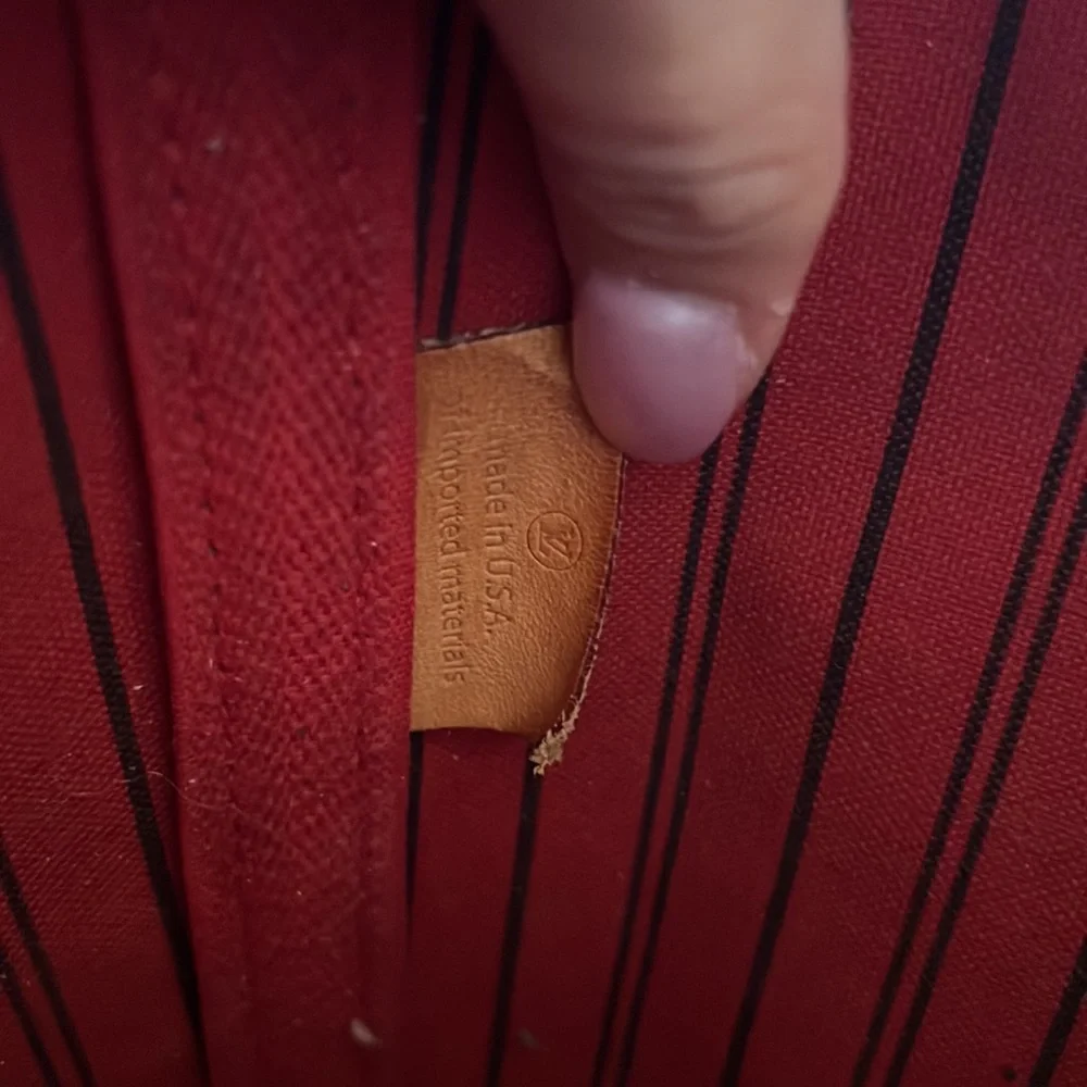 Louis Vuitton Neverfull - Picture 3 of 3